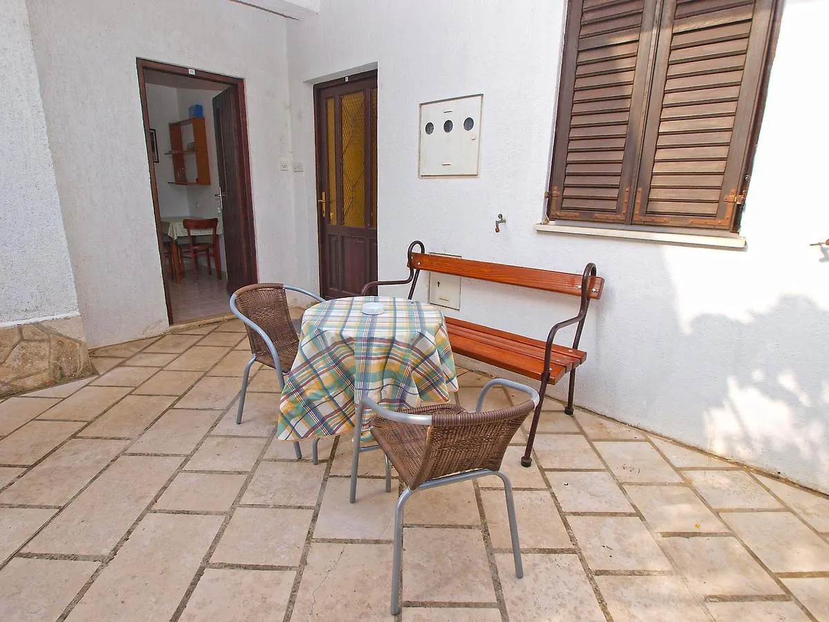 Apartments Ivan 41 Pula Croatia